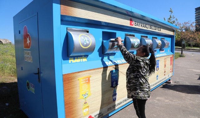 Bayraklı Belediyesi’nden geri dönüşüme büyük destek