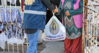 Buca’da kış öncesi sosyal yardım atağı