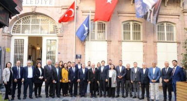 CHP İzmir'den Soyer'e destek ziyareti