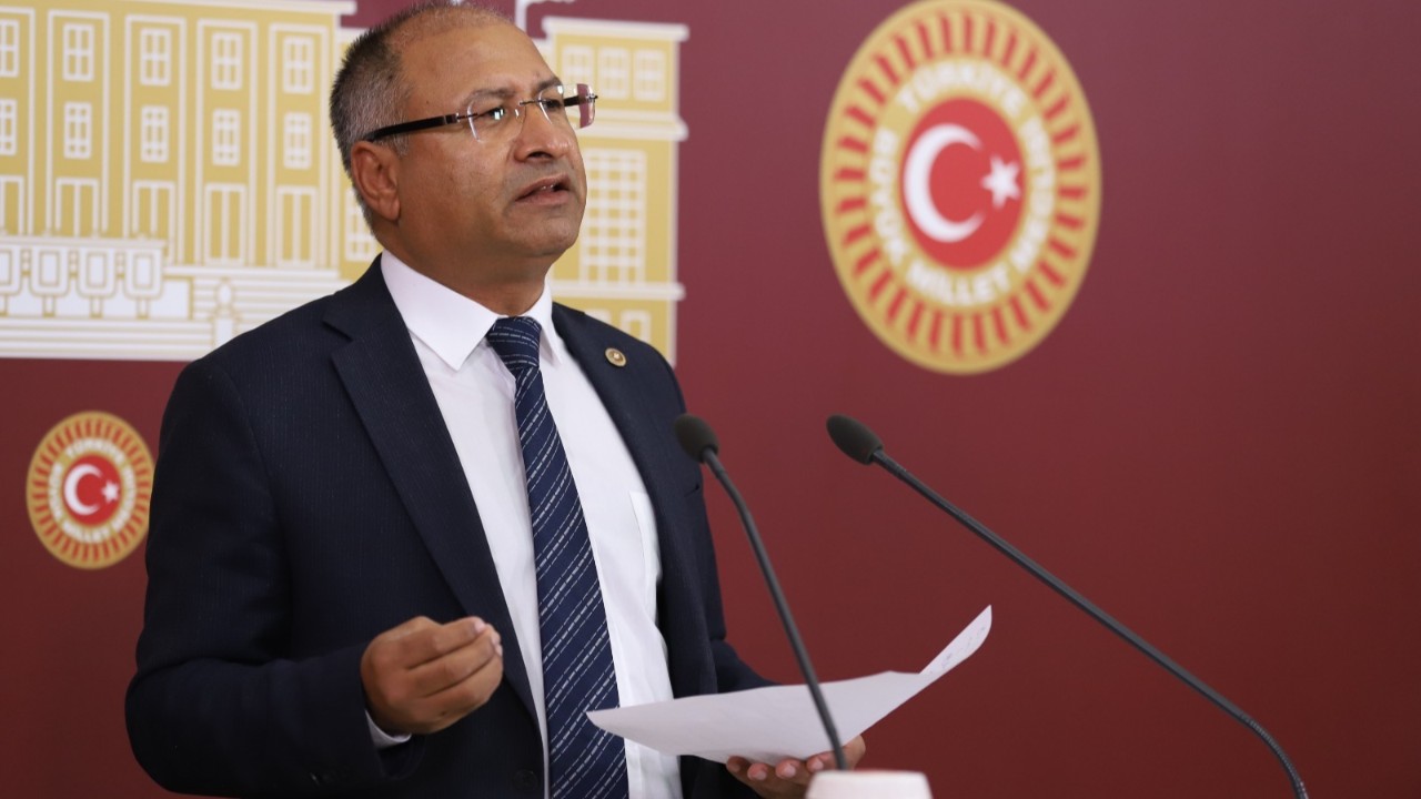 CHP'li Purçu hükümete yüklendi: Darphane mi, ranthane mi?