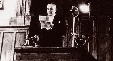 Cumhuriyet'e 1 kala, Mustafa Kemal Paşa: 