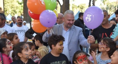 Dünya Menemen'de buluştu