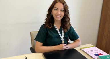 Gaziemir Belediyesi’nden Ebe Arzu Sönmez’den anne sütü uyarısı