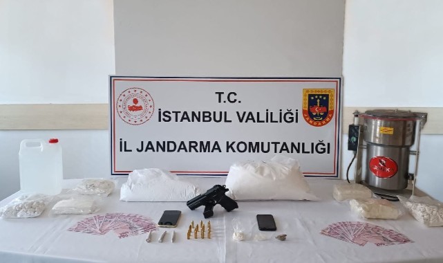İstanbul’da kilolarca metamfetamin ve kokain yakalandı
