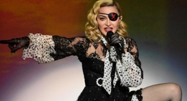 Madonna eşcinsel olduğunu açıkladı