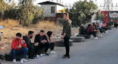 Rektör, öğrencilere ücretsiz yemek getiren belediyeyi üniversiteye sokmadı