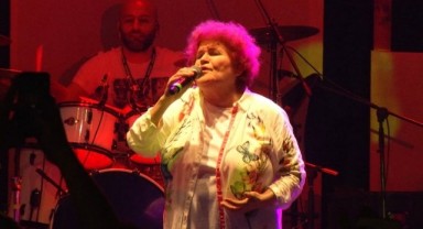 Selda Bağcan, tek pişmanlığını açıkladı: 'Kısmet değilmiş'