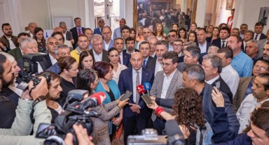 Soyer'e Büyükşehir CHP Meclis Grubu'ndan tam destek
