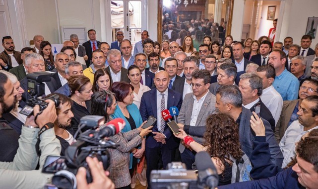 Soyer'e Büyükşehir CHP Meclis Grubu'ndan tam destek