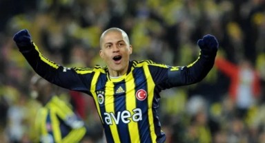 Alex'ten Fenerbahçe taraftarlarını heyecanlandıran tweet