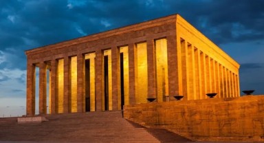 Anıtkabir’e rekor ziyaret