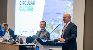 Başkan Soyer ARLEM Genel Kurulu'nda konuştu