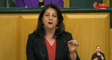 Buldan: Hava operasyonu öncesinde Taksim'de yaşanan karanlık patlama kesinlikle tesadüf değildir