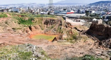 CHP'li Serter'den Bakanlığa “İzmir'in Çernobil'i” tepkisi