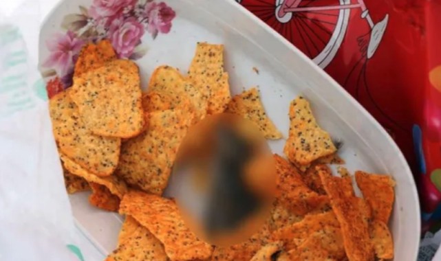 Cips aldılar, ölü fare çıktı, CİMER'e yazdılar