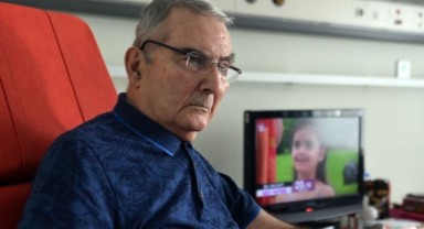 Deniz Baykal CHP'den istifa ediyor mu? Oğlundan açıklama...