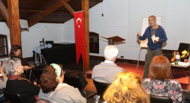 Efes Selçuk'ta Şiddetsiz İletişim Atölye Çalışması