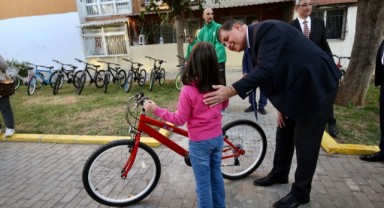 Eski bisikletler iyiliğe dönüştü