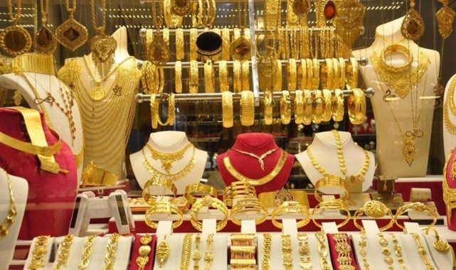 İslam Memiş, altında beklediği seviyeyi açıkladı: 'Sakın satmayın!'