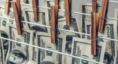 Merak edenler için: Kara para nedir, nasıl aklanır?