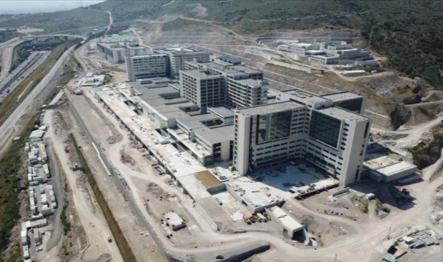 Bayraklı Şehir Hastanesi'nde tıbbi cihaz alımında yolsuzluk iddiası