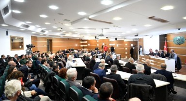 Bornova Belediye Meclisi yılın son toplantısı yaptı