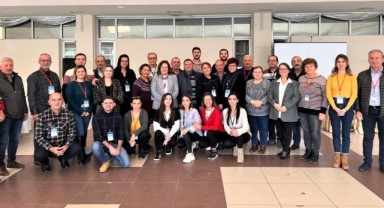CHP İzmir'de eğitim mesaisi