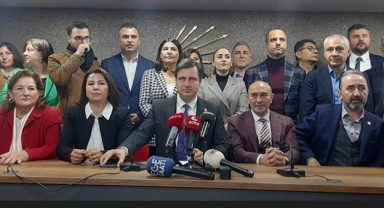 CHP'li Deniz Yücel'den beklenen istifa! Vekillik için yola çıktı