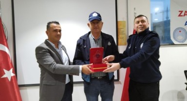 CHP’li Sertel zabıtaları dinledi Zabıtalar 3600 ek gösterge ve meslek olmayı istiyor