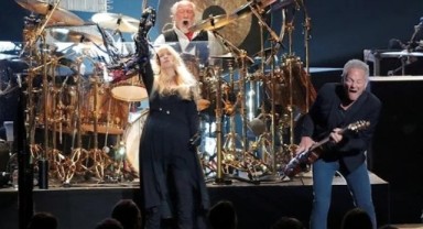 Fleetwood Mac’in vokalisti Christine McVie hayatını kaybetti