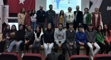 Gençlere girişimcilik eğitimi