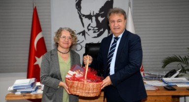 Hacer Foggo’dan Bornova’ya övgü