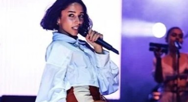 Zeynep Bastık doktor engeline takıldı