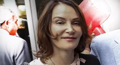 Aslı Baykal milletvekilliği için açık kapı bıraktı: 'Olasılık çok, niye 'AK Parti' diyorlar?'