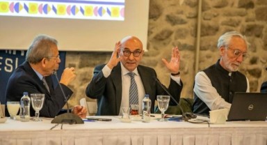 Başkan Soyer yeni belediye binası için İEKKK’yi topladı: Sadece bina değil, demokrasi anıtı yapacağız