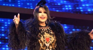 Bülent Ersoy'un hayatı film oluyor: İmzayı attığı anları paylaştı