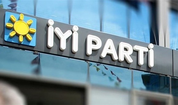 İYİ Parti'de Öztürk Keskin adaylıktan çekildi!