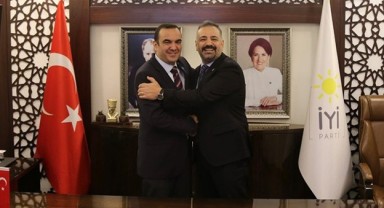 İzmir'de Millet İttifakı'ndan birlik fotoğrafı