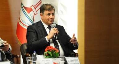Karşıyaka’da Uğur Mumcu ve Demokrasi Şehitleri anıldı