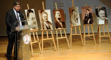 Karşıyaka Nazım’ı andı