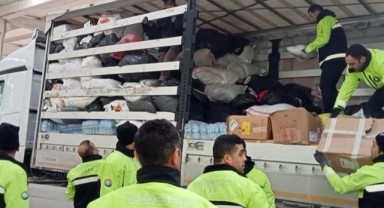 Afet bölgesinde çalışmalar tüm hızıyla devam ediyor