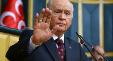 Bahçeli deprem bölgesi dönüşü yine tehdit etti: 'Tek tek not alıyoruz'