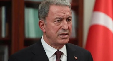 Depremde üç asker şehit oldu