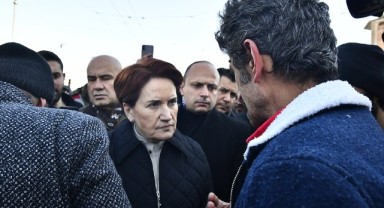 Depremzede vatandaş, Akşener’e böyle anlattı: 25 kişi bir çadırda yatıyor