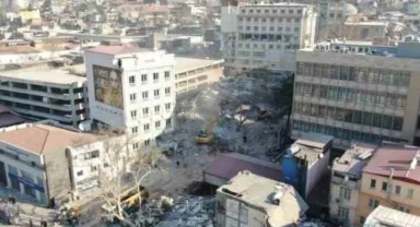 Fotoğrafları ortaya çıktı: Çöken otelin kolonları tabela için tahrip edilmiş