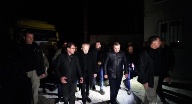 Hatay’dan yükselen isyan: Cesetleri yere koyup üstünü örtüyorlar, yer kalmadı