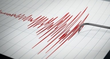 İzmir'de korkutan deprem