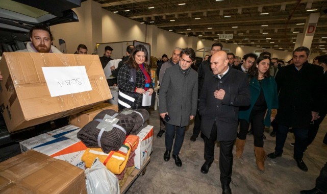 İzmir’den deprem bölgesine destek çığ gibi büyüyor