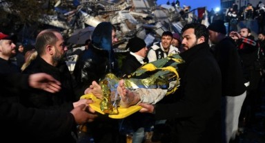 Kahramanmaraş'ta 7.4 büyüklüğünde deprem