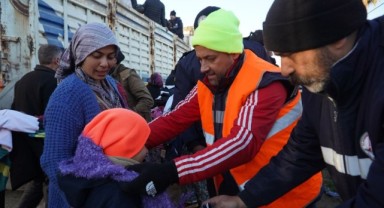 Karşıyaka’dan Islahiye’ye yardım eli